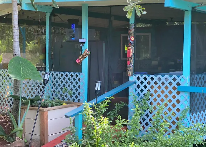 Manta Soul Tiki Cottage